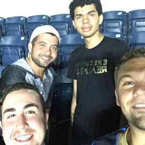 Meet your Posher, Troy